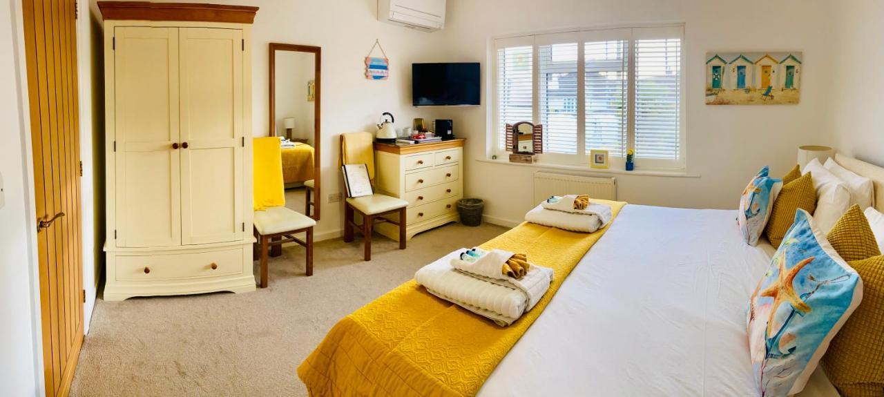 Avon Beach Bed & Breakfast Christchurch  Exterior foto